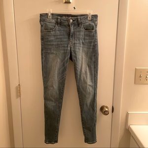 American Eagle Light Wash Jeggings